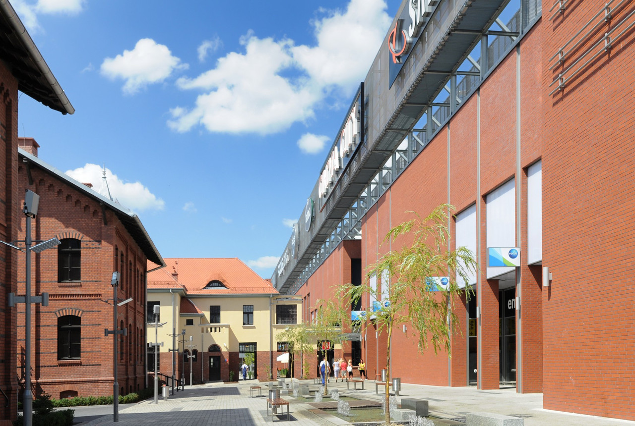 Obchodní centrum v Bydgošti Obchodní centrum v Bydgošti